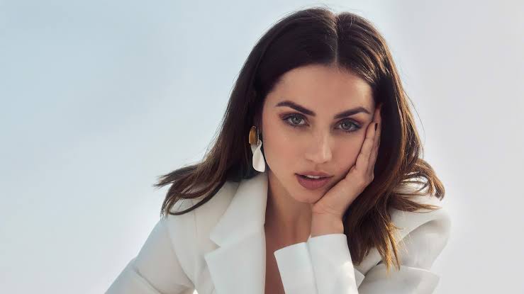 Beauty Queen of the World! - 1
